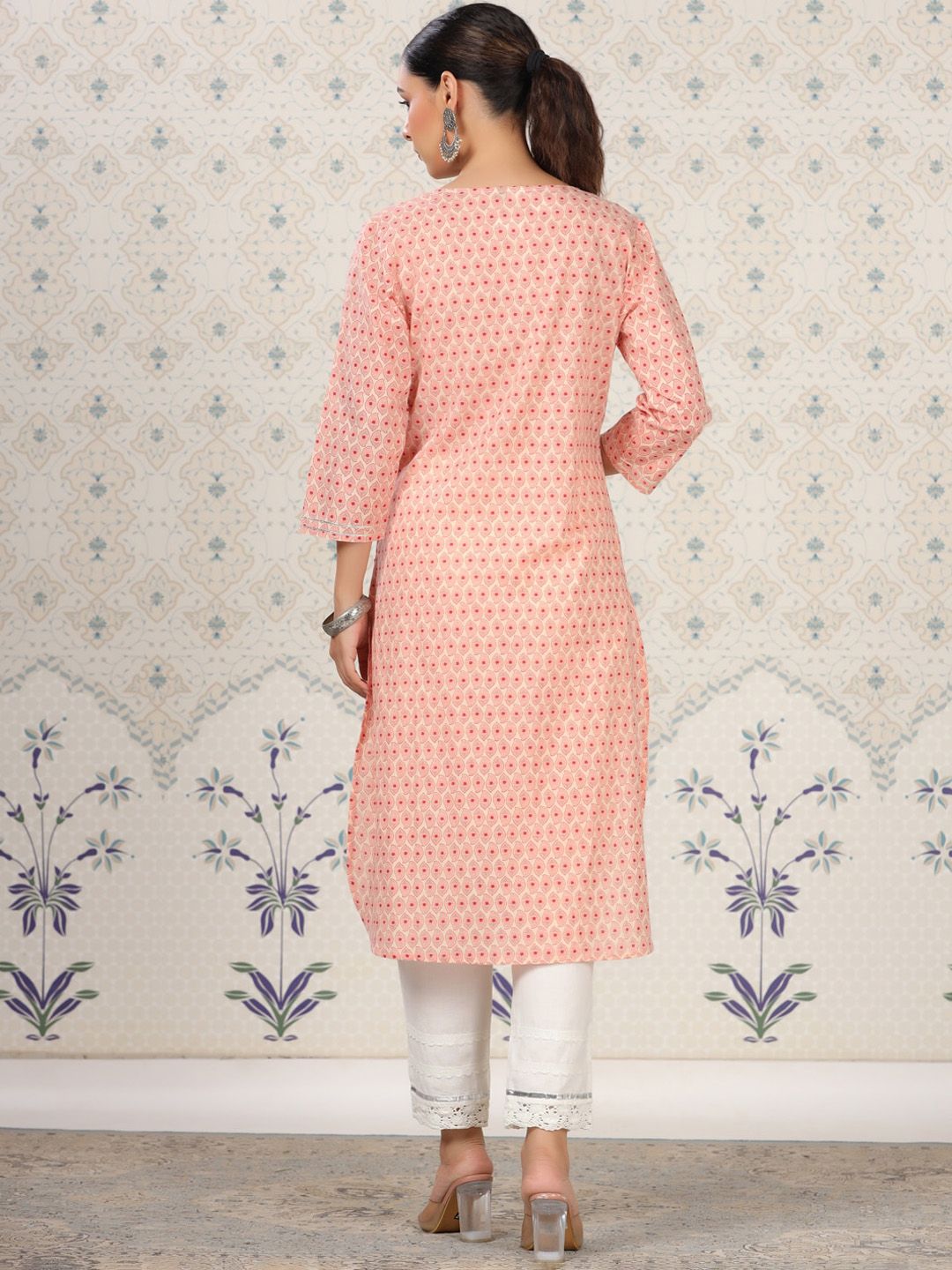 Dhiyona OD  Floral Printed Straight Pure Cotton Kurta
