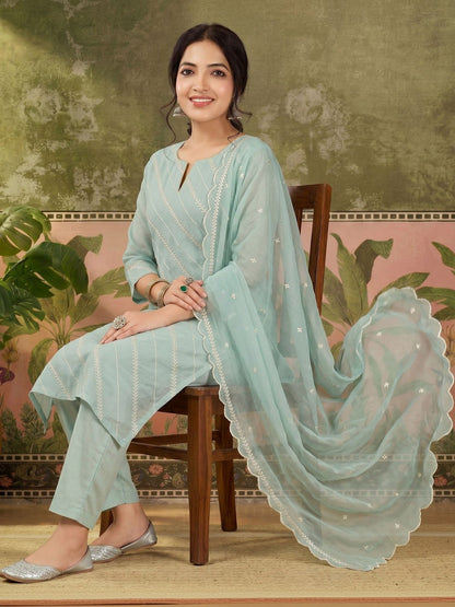 Striped Round Neck Kurta & Trousers With Dupatta