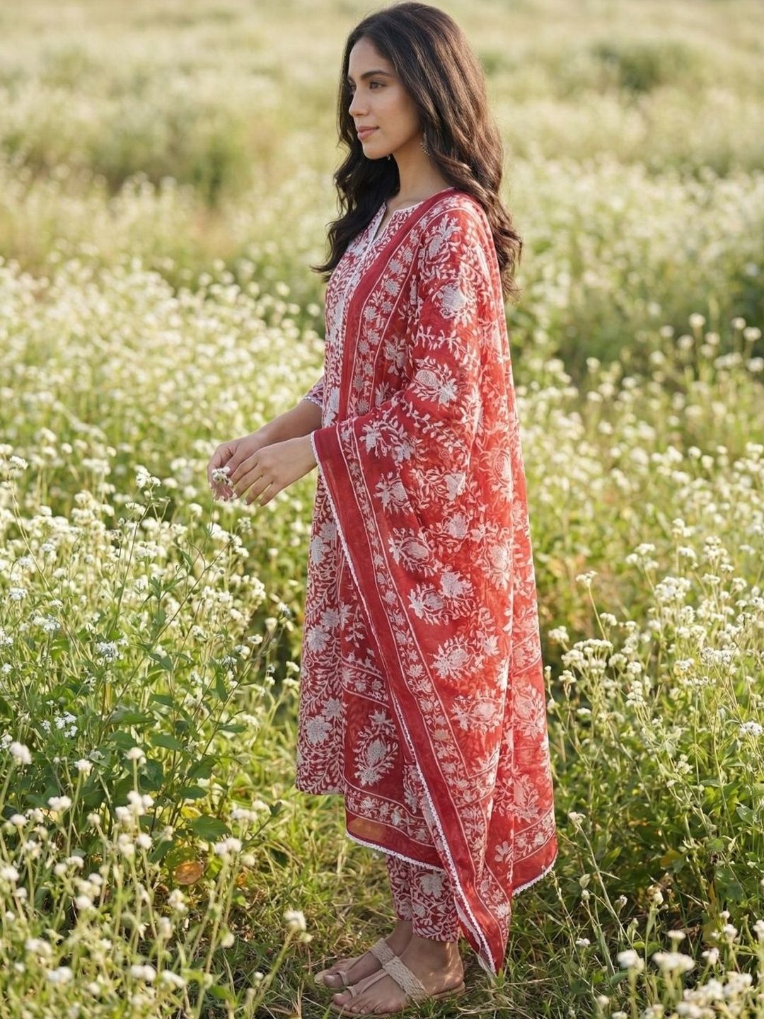Red Women Floral Printed Regular Kurta with Trousers & With Dupatta