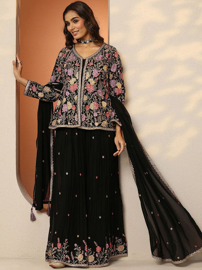 Dhiyona LL Women Floral Embroidered Regular Thread Work Kurta with Sharara & With Dupatta