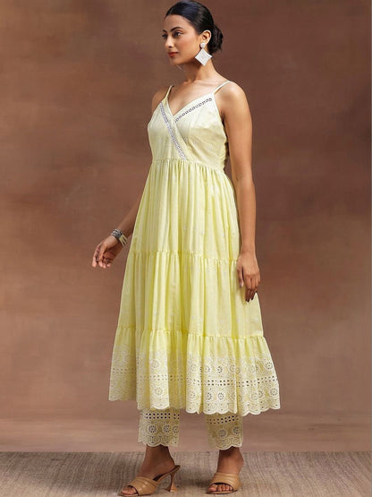Women Ethnic Motifs Embroidered Tiered Chikankari Kurta with Trousers