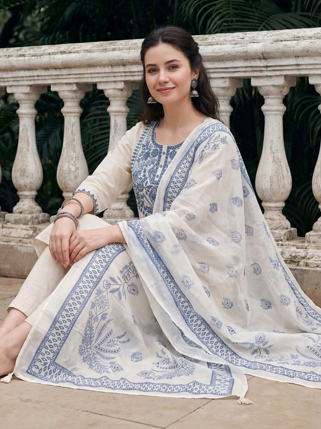 Women Ethnic Motifs Embroidered Regular Mirror Work Pure Cotton Kurta with Trousers & With Dupatta