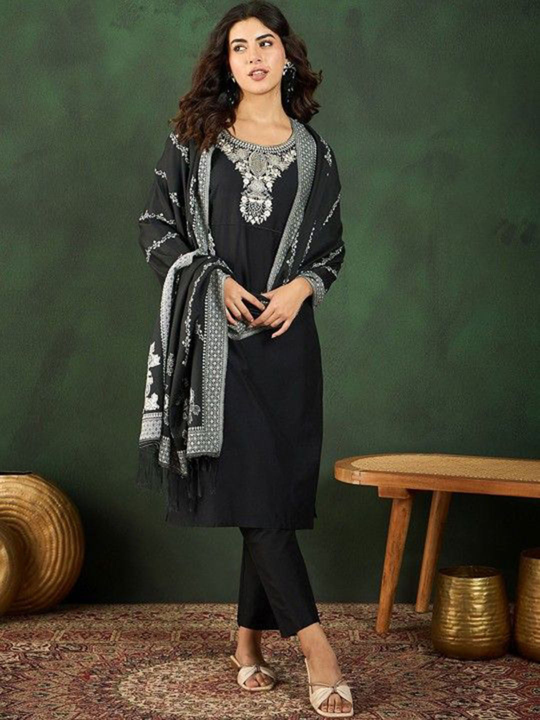 Women Floral Embroidered Kurta with Trousers & Dupatta