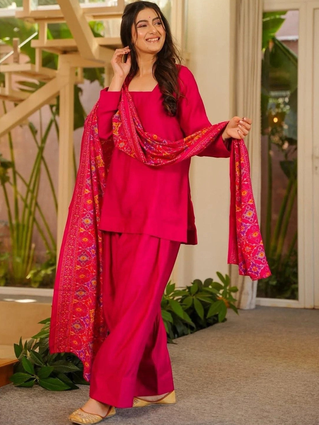 Women Regular Silk Crepe Kurta with Patiala & With Dupatta