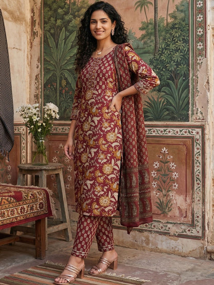 Women's Pure Cotton 3 Pcs Maroon Colour Straight Printed Kurta Sets Kurta Sets