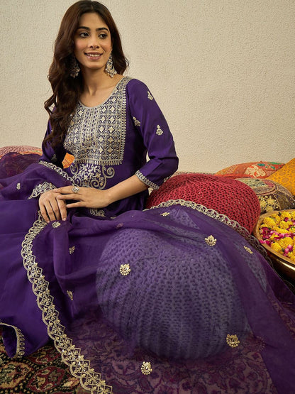 Dhiyona IN Women Floral Yoke Design Panelled Kurta with Palazzos & Dupatta