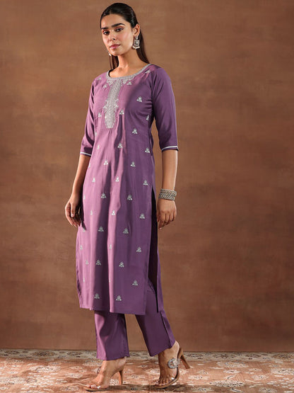 Floral Embroidered Straight Gotta Patti Kurta With Trousers & Dupatta