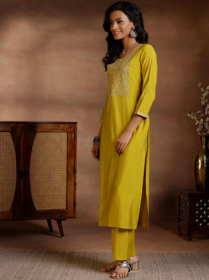 Floral Yoke Design Round Neck Zari Straight Kurta & Trousers With Dupatta