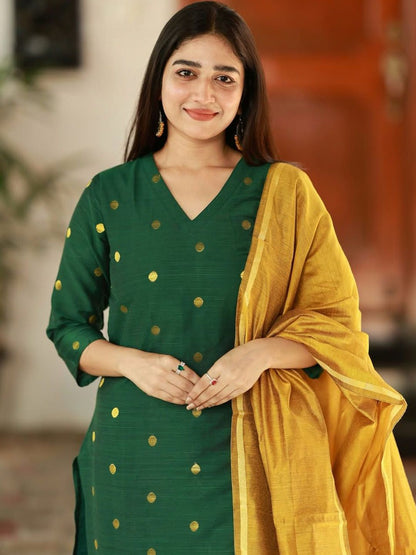 Dhiyona KL Women Regular Kurta with Trousers & With Dupatta Kurta Sets