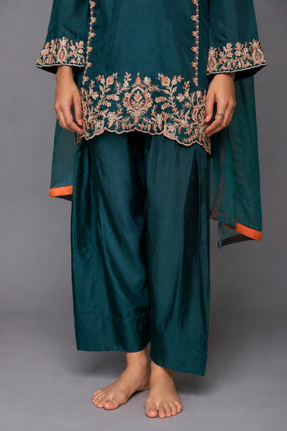 Neha Kurta Set