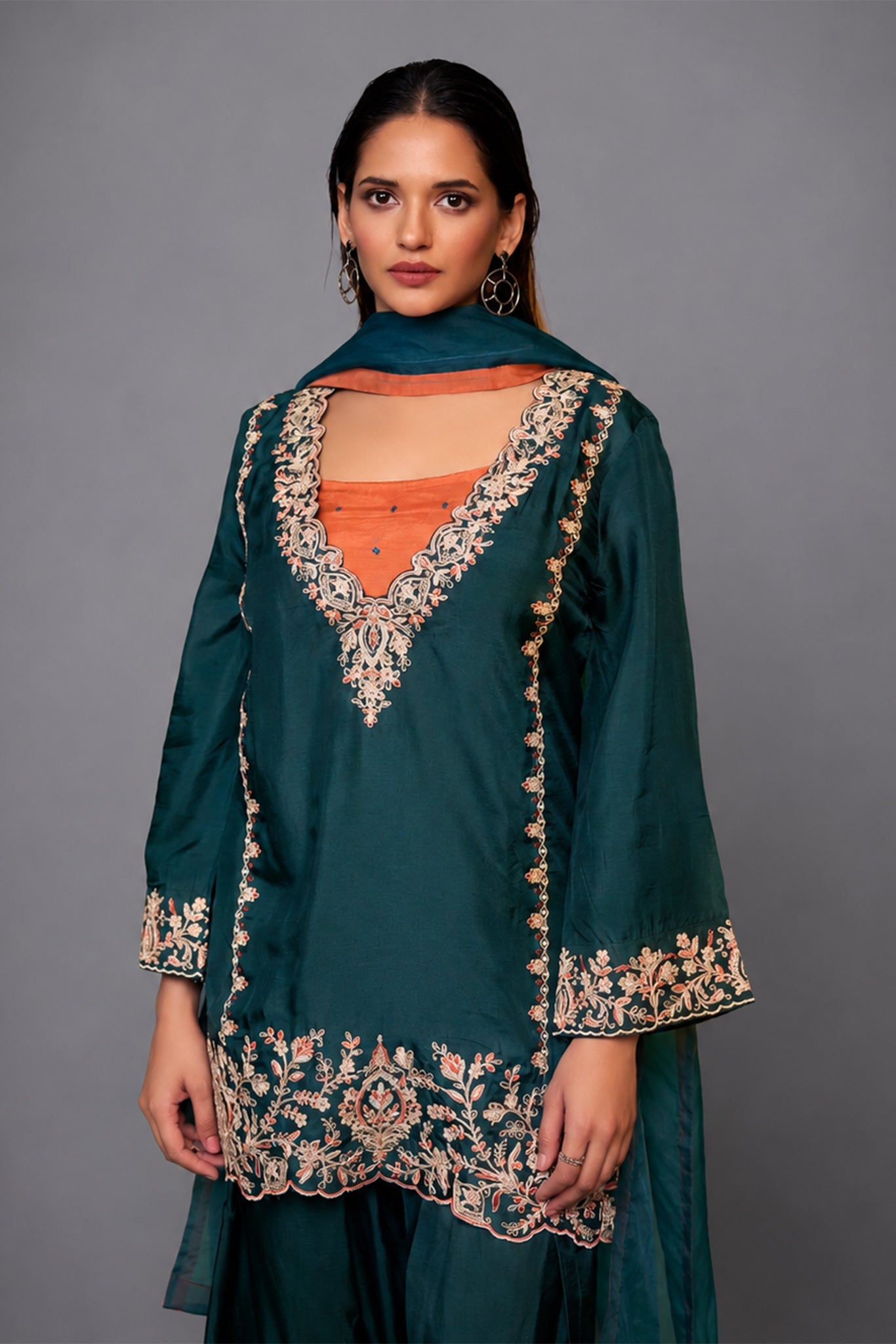 Neha Kurta Set