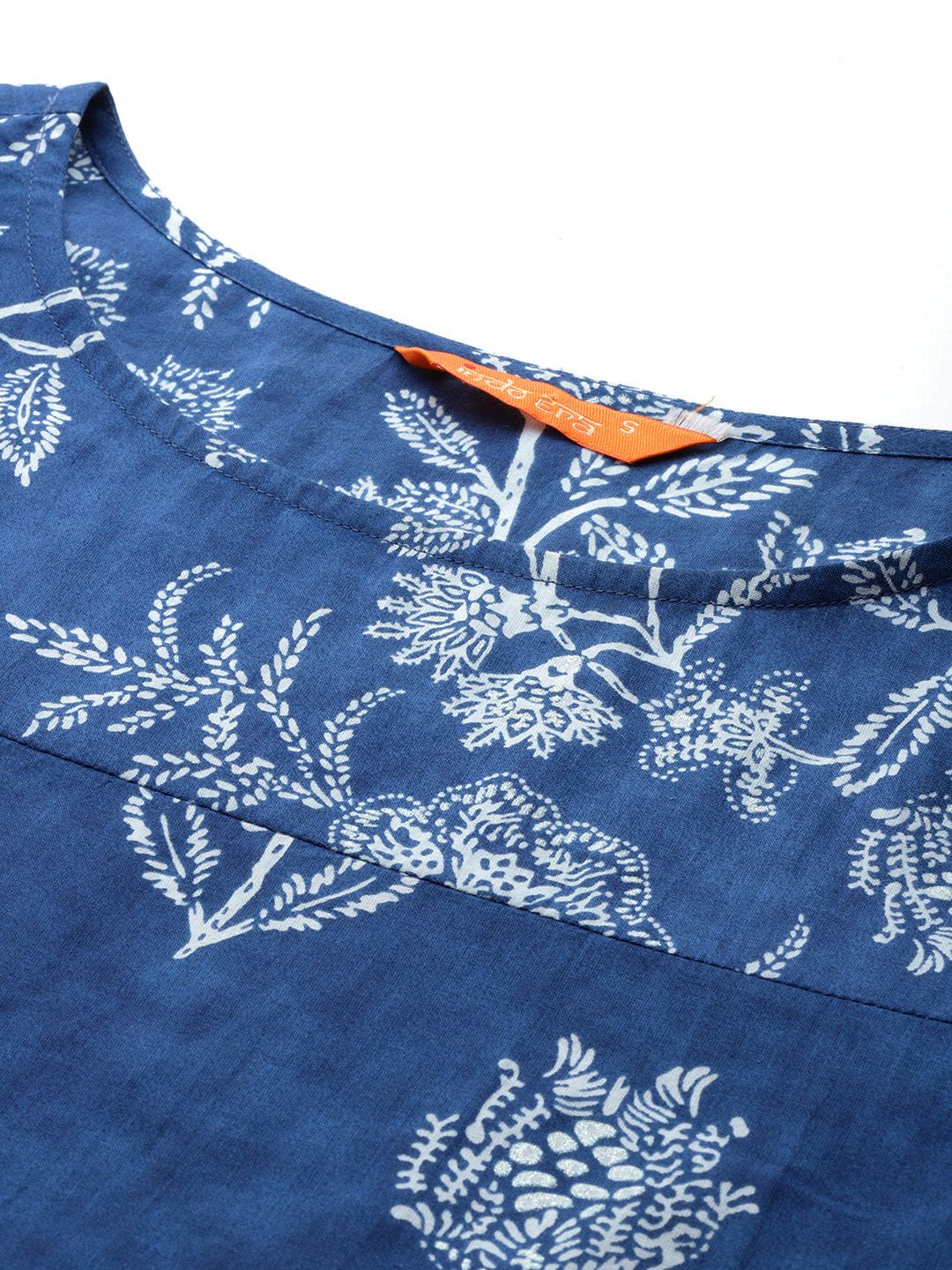 Dhiyona IE Floral Printed Indigo Kurta