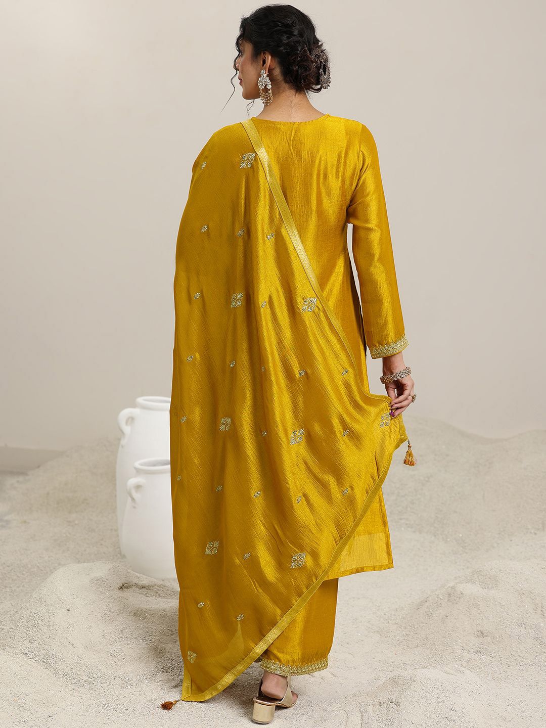 Dhiyona LL Women Ethnic Motifs Embroidered Regular Sequinned Kurta with Palazzos & With Dupatta