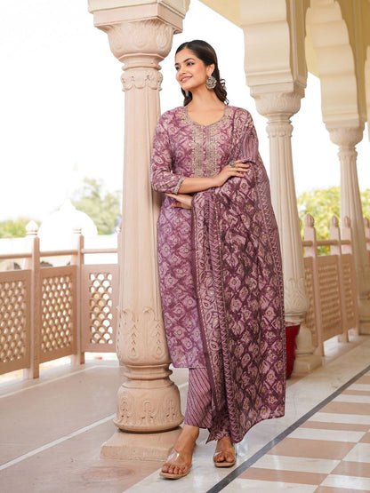 Dhiyona KL Ethnic Motifs Zari Embroidered Straight Kurta With Trousers & Dupatta