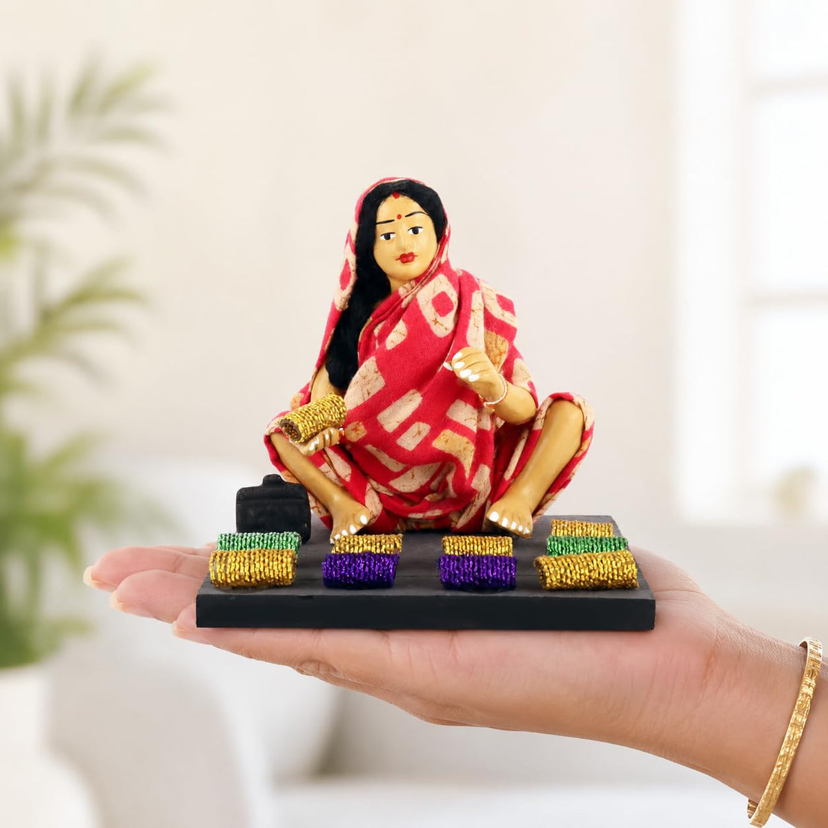 Niharika Collections Krishnanagar Handmade Terracotta Clay Woman Bangle Seller Miniature Idol Basic | Indian Churi Seller Home Decor, Golu Display and Gifting