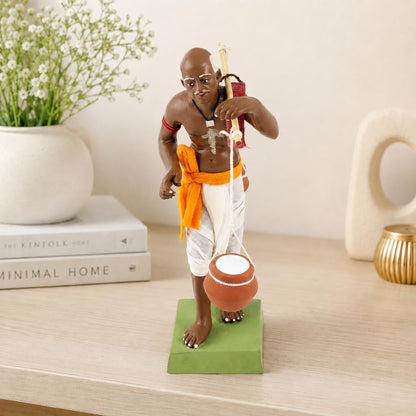 Niharika Collections Krishnanagar Handmade Clay Human Figure Gift & Decor (Indian Curd Seller)