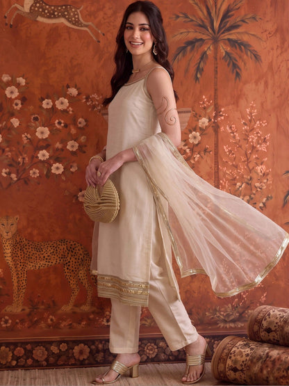 Silk Blend Round Neck Kurta & Churidar With Dupatta