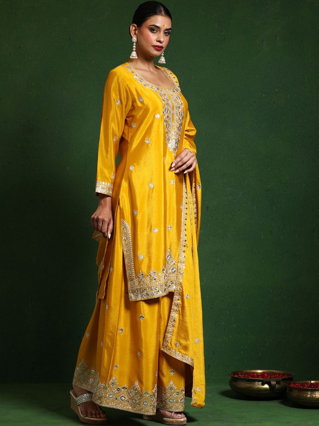 Dhiyona VA Floral Embroidered Zari Work Straight Kurta With Palazzos & Dupatta
