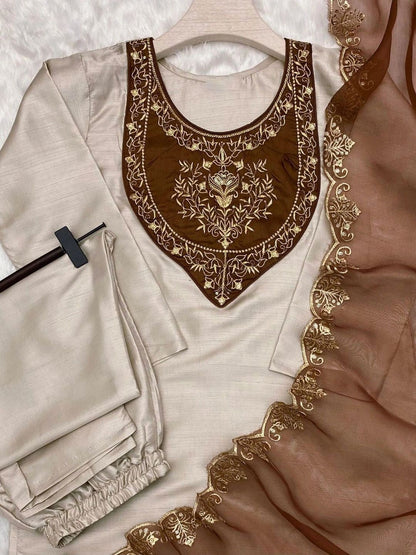Women Ethnic Motifs Embroidered Regular Thread Work Kurta with Trousers & With Dupatta
