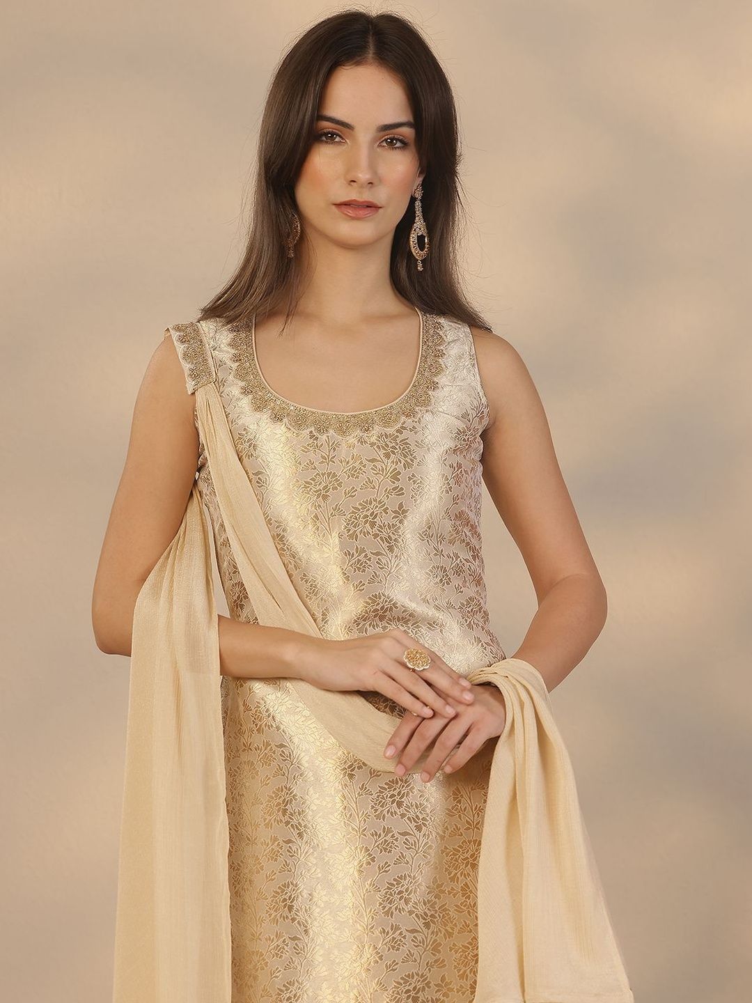Dhiyona LL Women Regular Kurta with Palazzos & With Dupatta