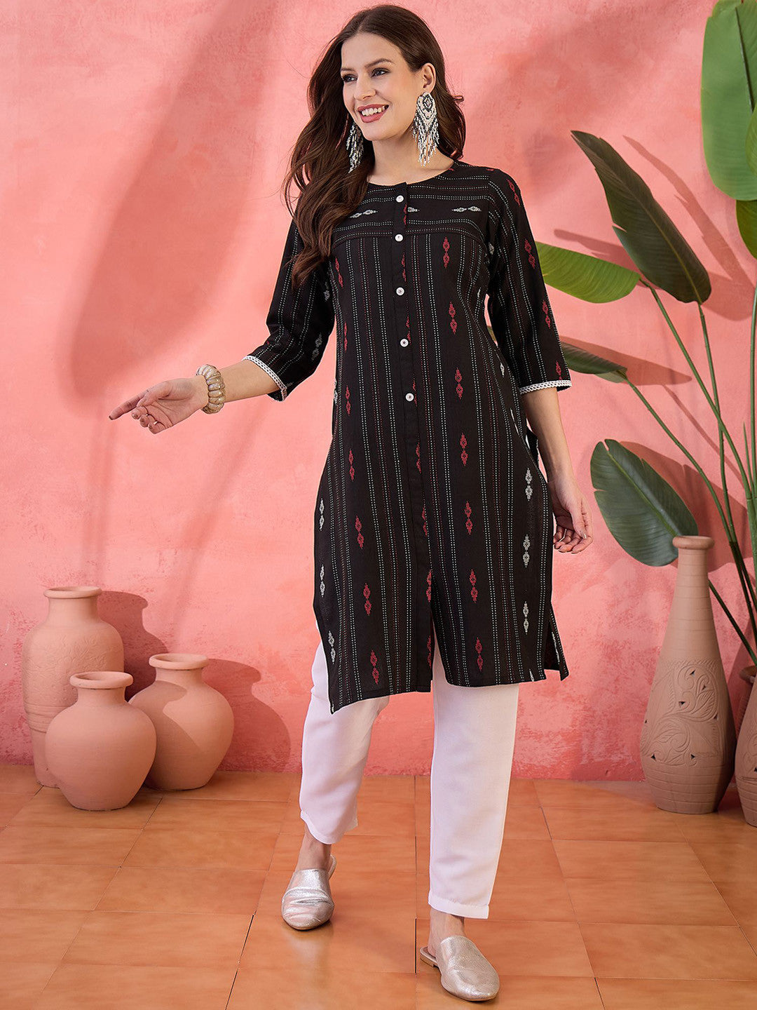 Geometric Printed Round Neck Cotton Straight Kurta With Trousers