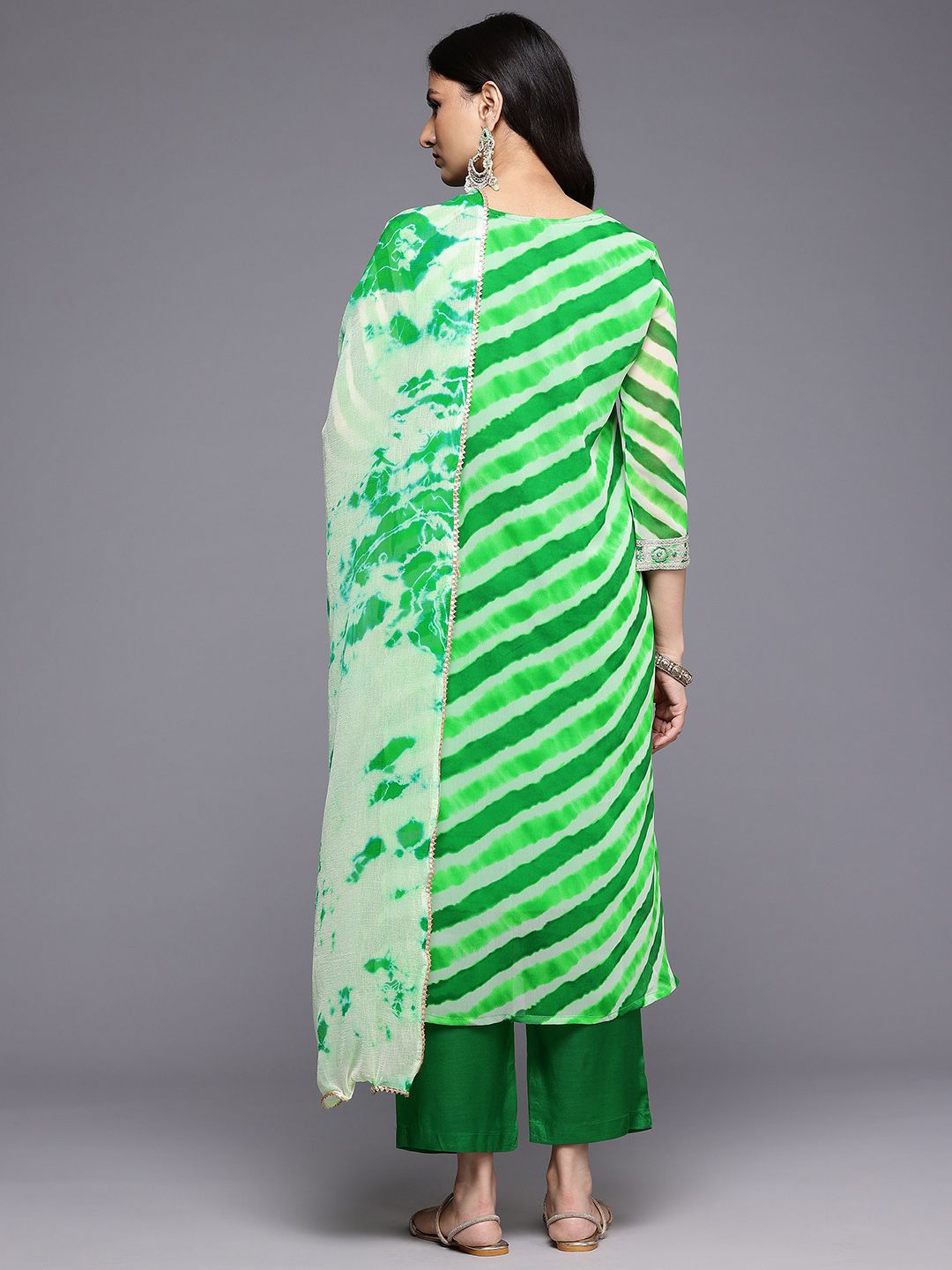 Dhiyona VA Women'sLeheriya Printed Sequinned Kurta With Trousers & Dupatta