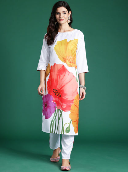 Women Floral Printed Regular Kurta with Trousers