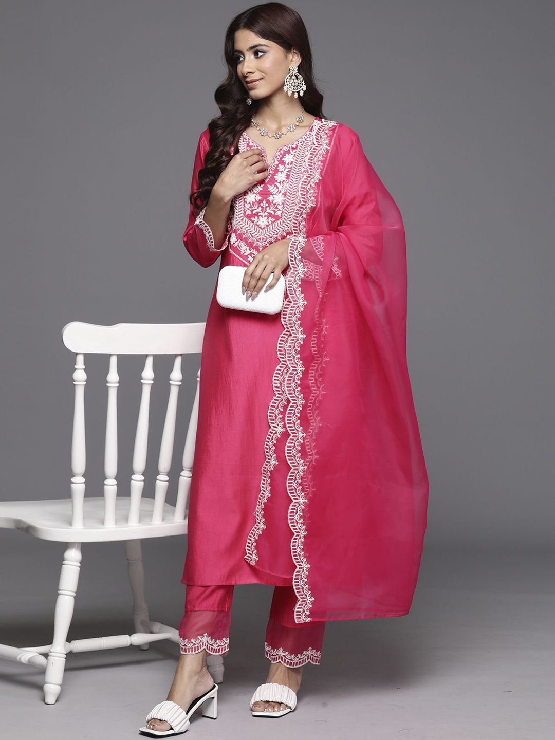 Dhiyona IE Ethnic Motifs Yoke Design Straight Thread Work Liva Kurta with Trousers & Dupatta