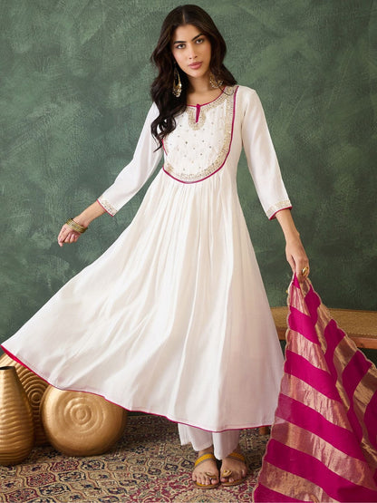 Dhiyona KL Women Embroidered A-Line Republic Day Kurta Set