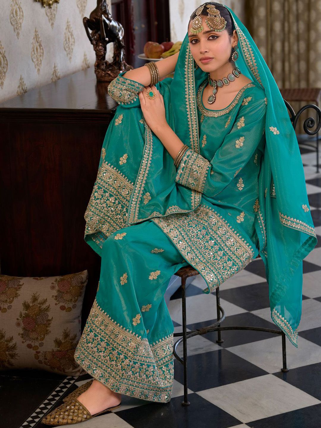 Dhiyona IE Women Ethnic Motifs Embroidered Mirror Work Kurta with Palazzos & With Dupatta