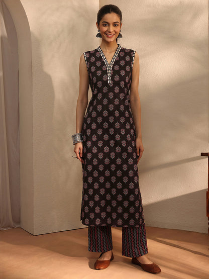 Women Ethnic Motifs Printed Regular Thread Work Kurta with Trousers