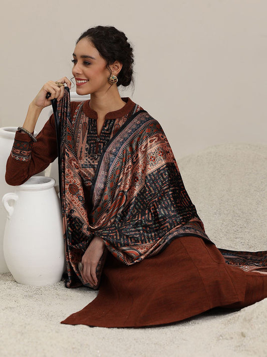 Floral Yoke Design Mandarin Collar Kurta With Trousers & Dupatta