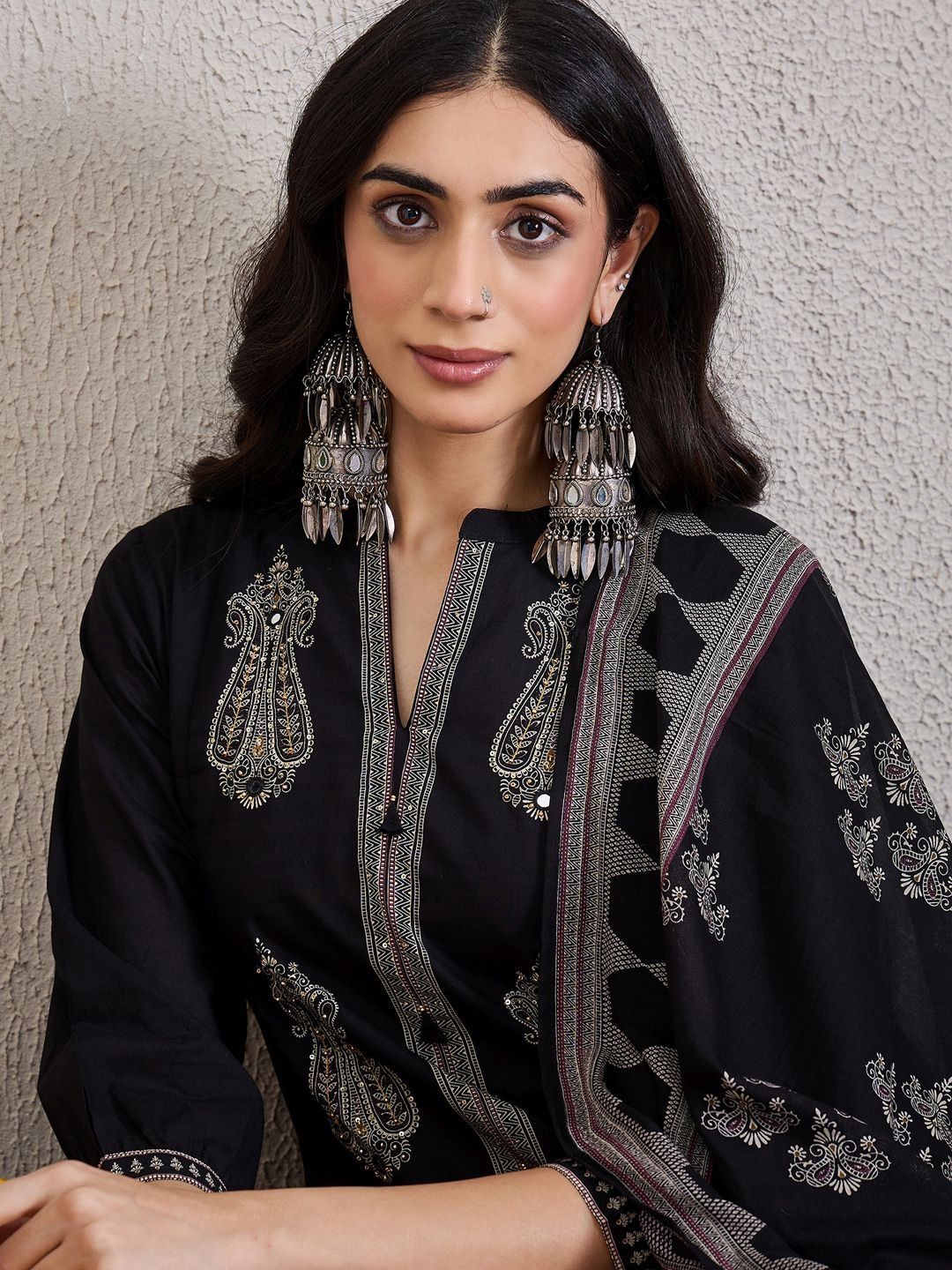 Dhiyona IE Women Ethnic Motifs Embroidered Cotton Kurta with Trousers & Dupatta