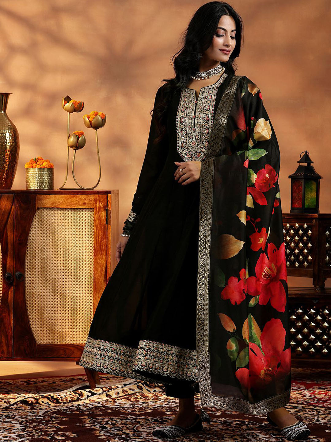 Women Floral Yoke Design Panelled Kurta with Trousers & With Dupatta