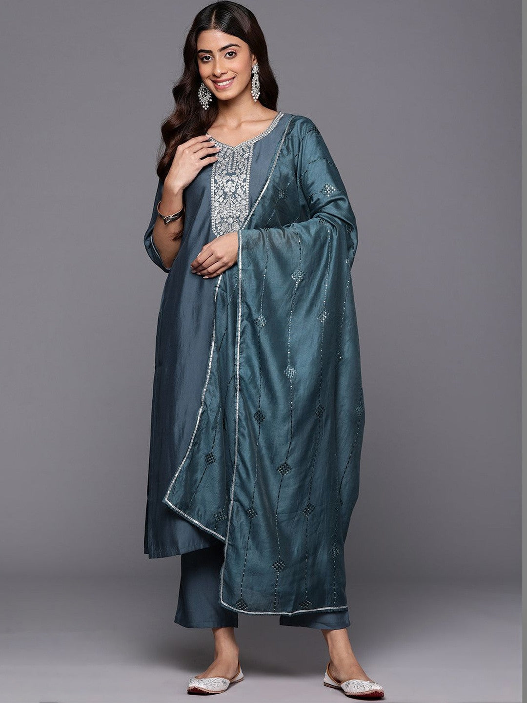 Women Ethnic Motifs Embroidered Regular Sequinned Kurta with Trousers & With Dupatta