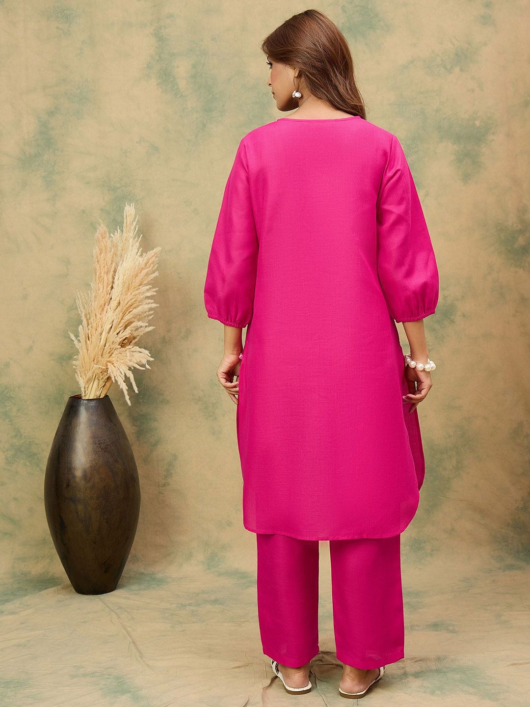 Fuchsia Women Solid Kurta with Trousers