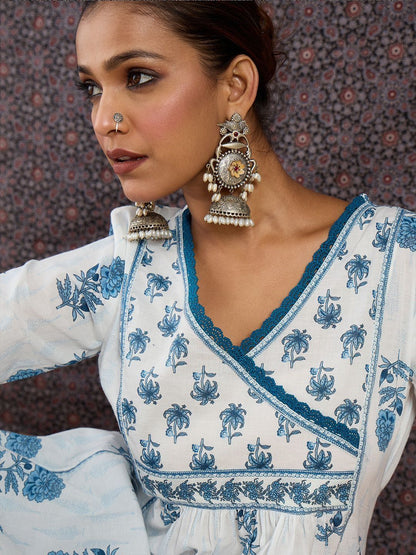 Women Floral Printed Regular Pure Cotton Kurta with Trousers