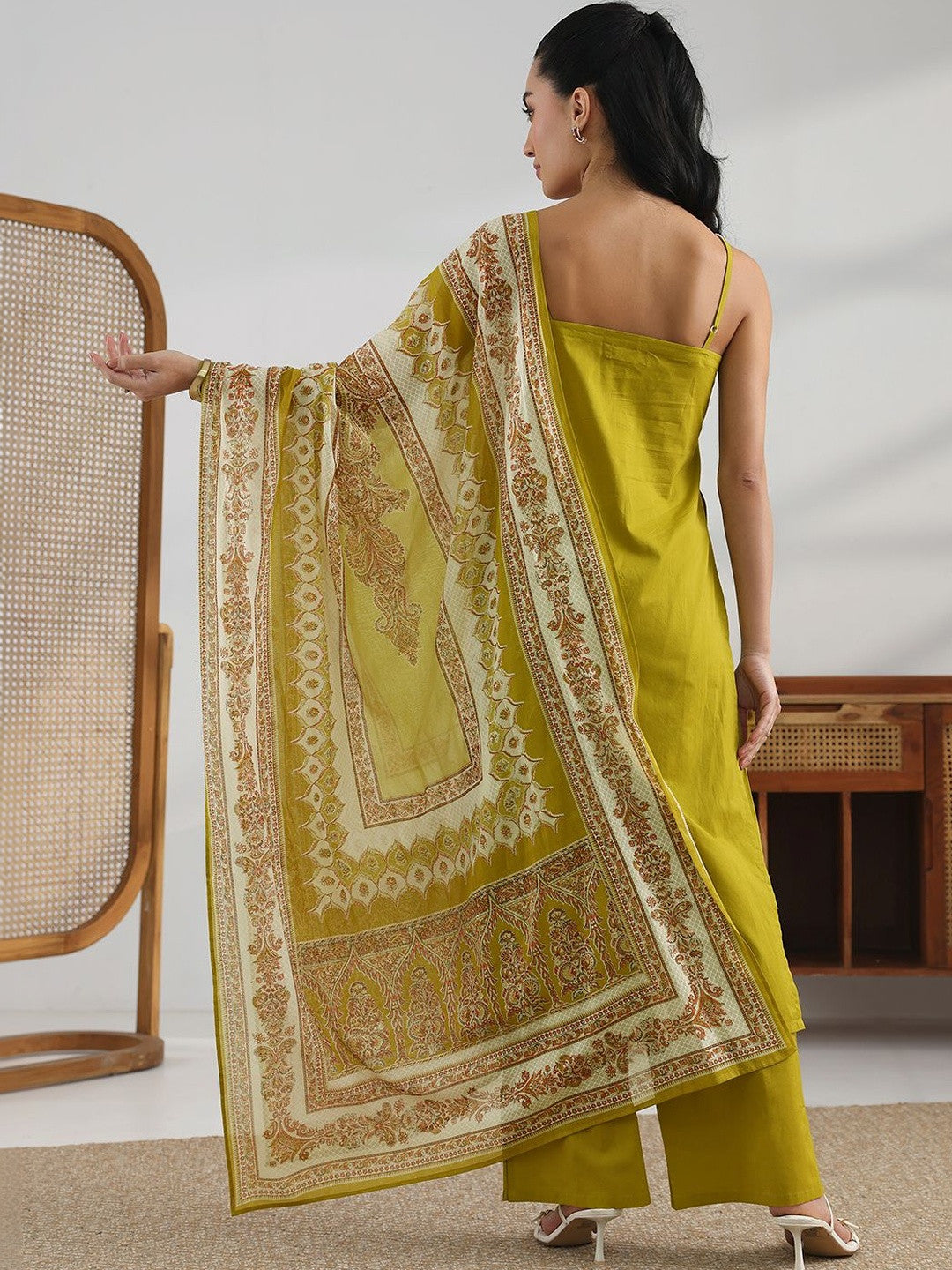 Women Ethnic Motifs Regular Kurta with Palazzos & With Dupatta