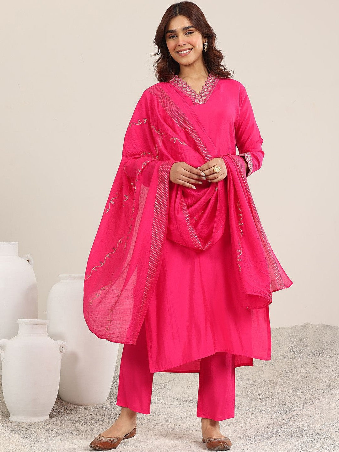 Women Ethnic Motifs Embroidered Thread Work Kurta with Trousers & Dupatta