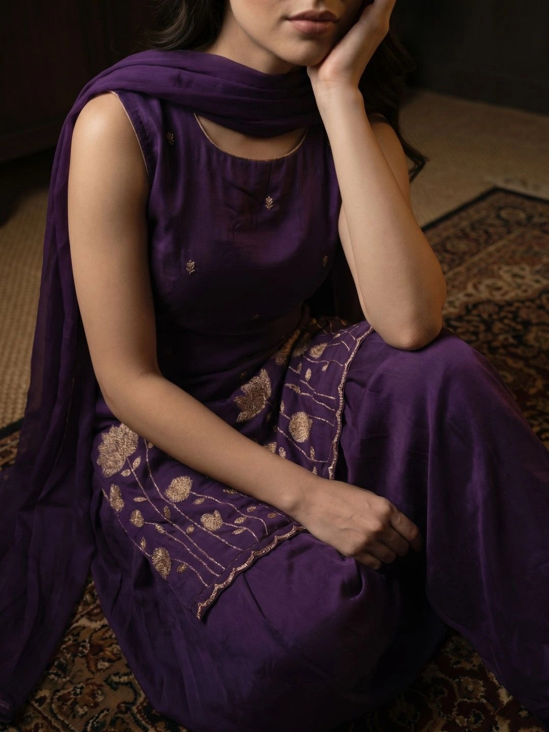Women Floral Embroidered Regular Thread Work Kurta with Sharara & With Dupatta
