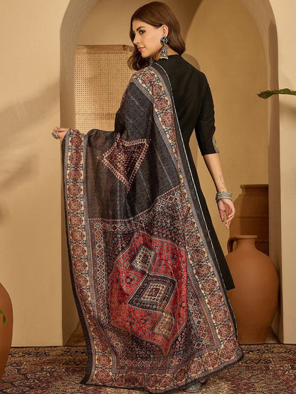 Women Black Embroidered Kurta Sets With Dupatta