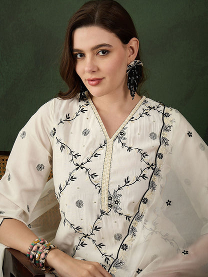 Embroidered Kurta & Trouser With Dupatta