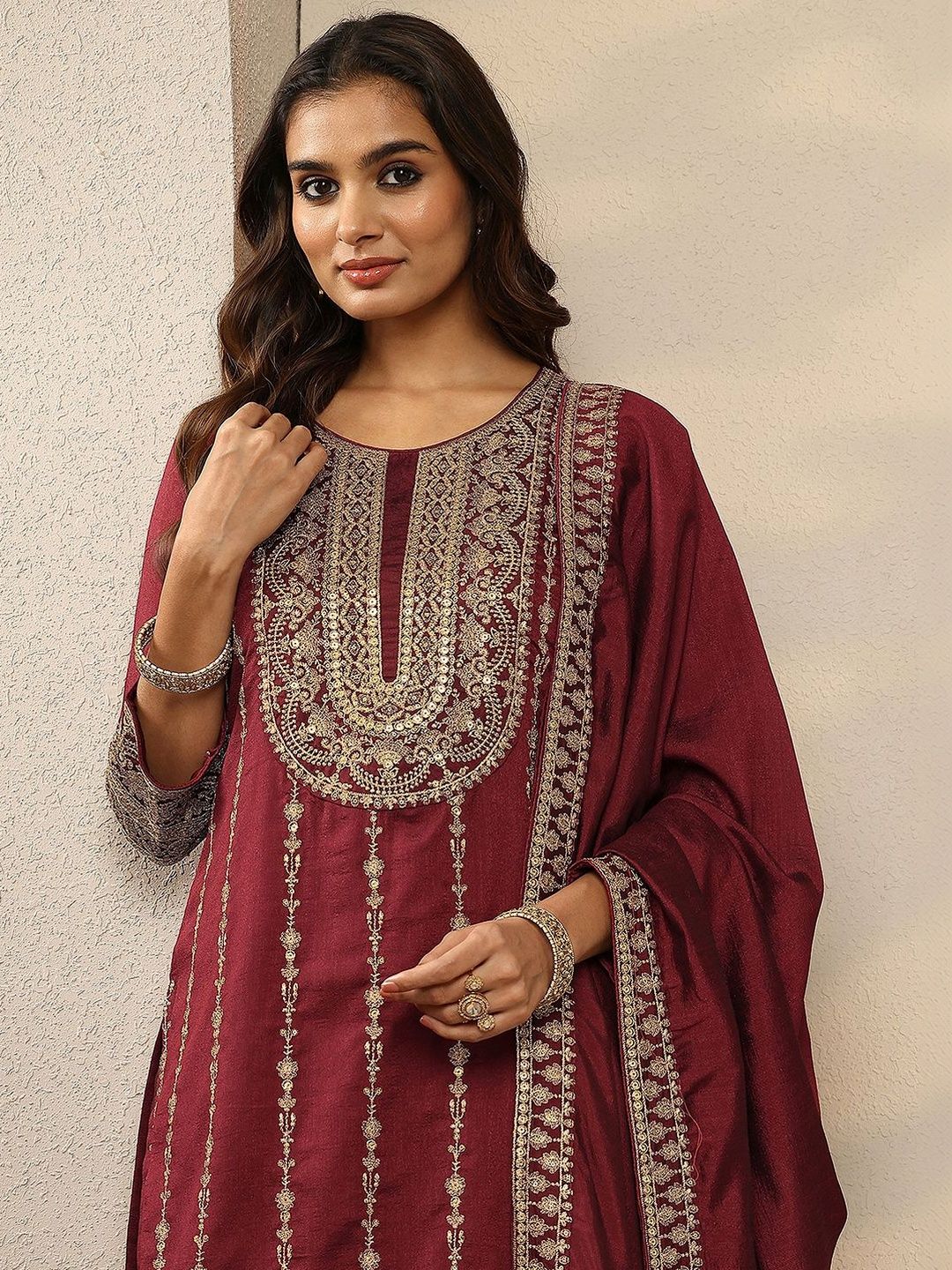 Dhiyona LL Women Ethnic Motifs Embroidered Regular Thread Work Kurta with Sharara & With Dupatta