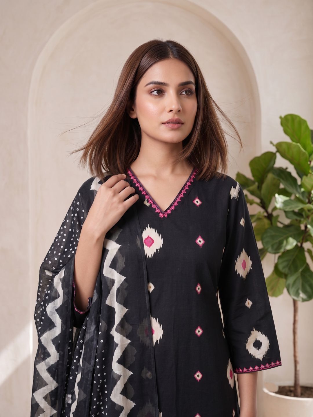 ARANYA ONYX IKAT PRINT COTTON SUIT SET
