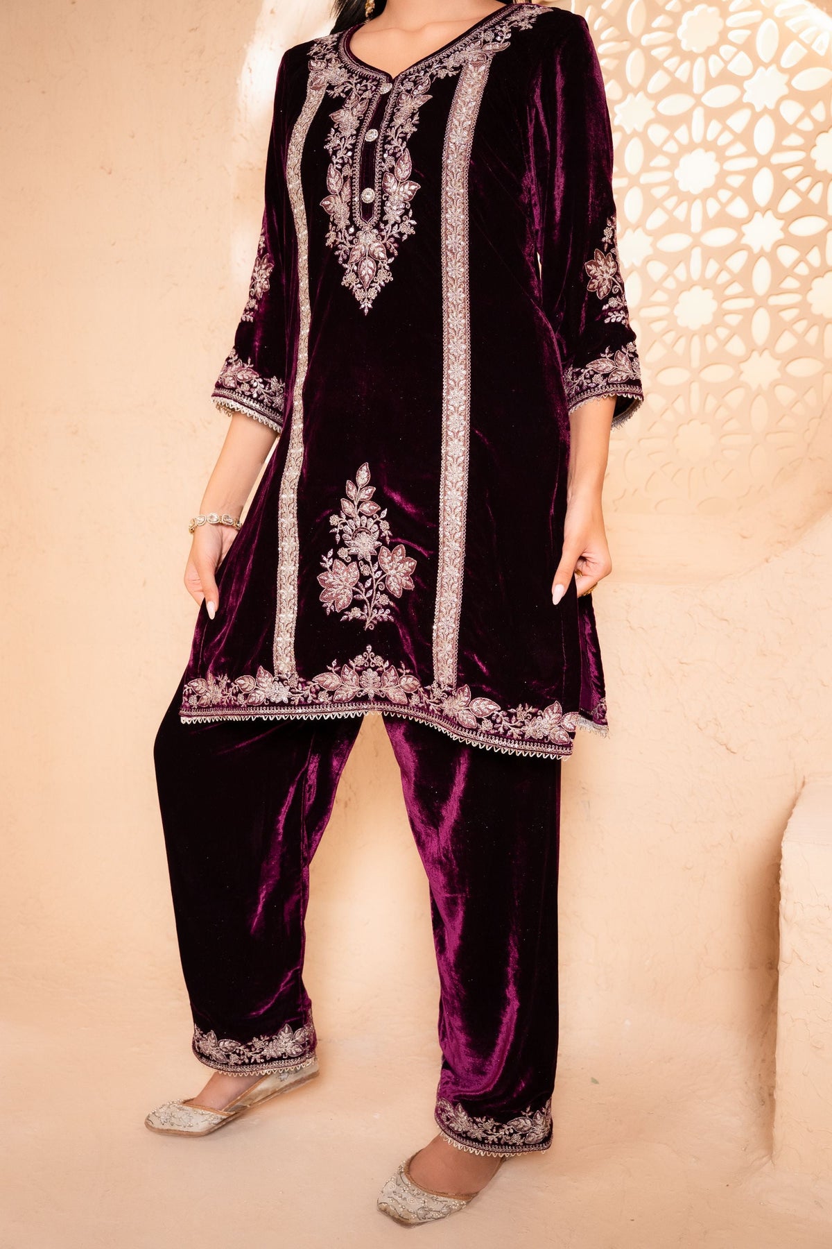Zariya Silk Velvet Embroidered Wine  Suit Set