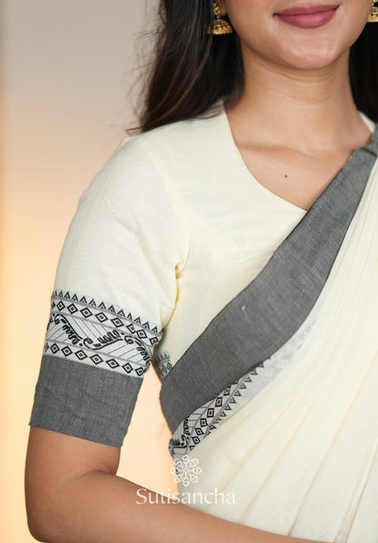 Dhiyona SS The Weaver's Touch: Pure Bengal Cotton Saree with Timeless Appeal