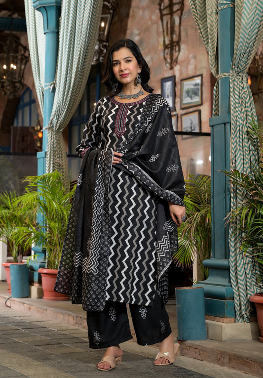 Women Black Kurta And Pant Set With Dupatta