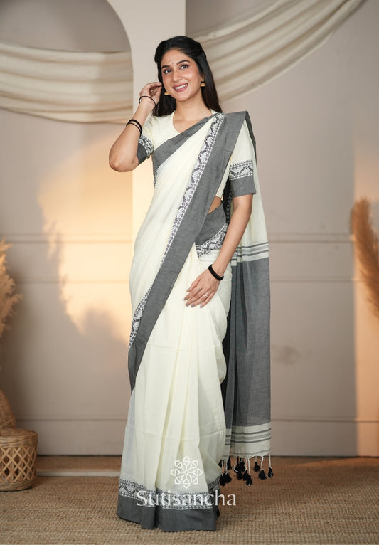 Dhiyona SS The Weaver's Touch: Pure Bengal Cotton Saree with Timeless Appeal