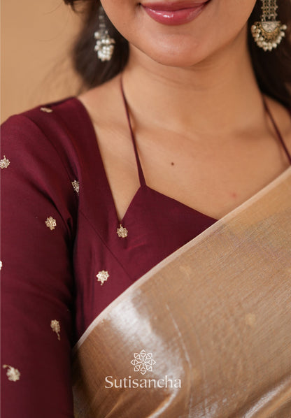 Dhiyona SS Ivory Gold Horizon – Flowing with Regal Charm