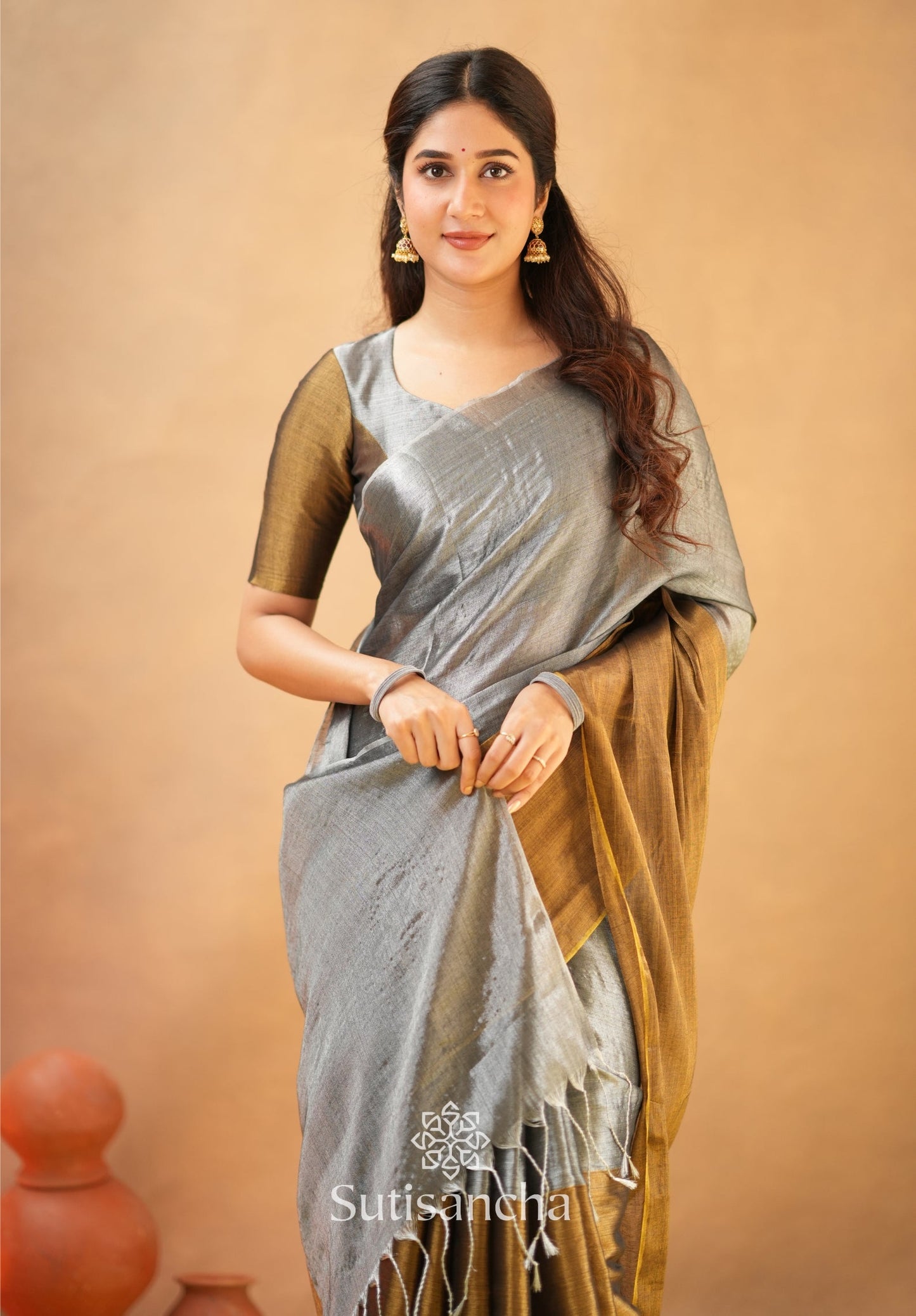 Dhiyona SS Regal Split Elegance Handloom Tissue Cotton Saree